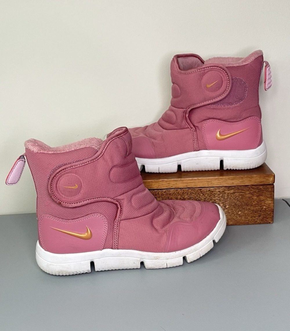 Nike Novice Snow Boots Round Toe Fleece Lined AV8339-600 Pink Girls Kids Size 3Y